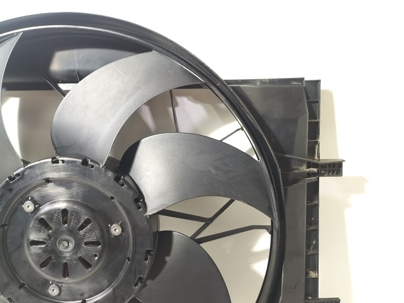 Recambio de electroventilador para mercedes-benz clase c coupé (cl203) c 220 cdi (203.708) referencia OEM IAM A2035001593  
