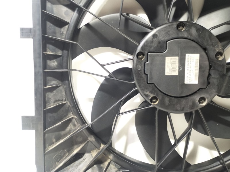 Recambio de electroventilador para mercedes-benz clase c coupé (cl203) c 220 cdi (203.708) referencia OEM IAM A2035001593  