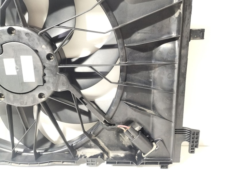 Recambio de electroventilador para mercedes-benz clase c coupé (cl203) c 220 cdi (203.708) referencia OEM IAM A2035001593  