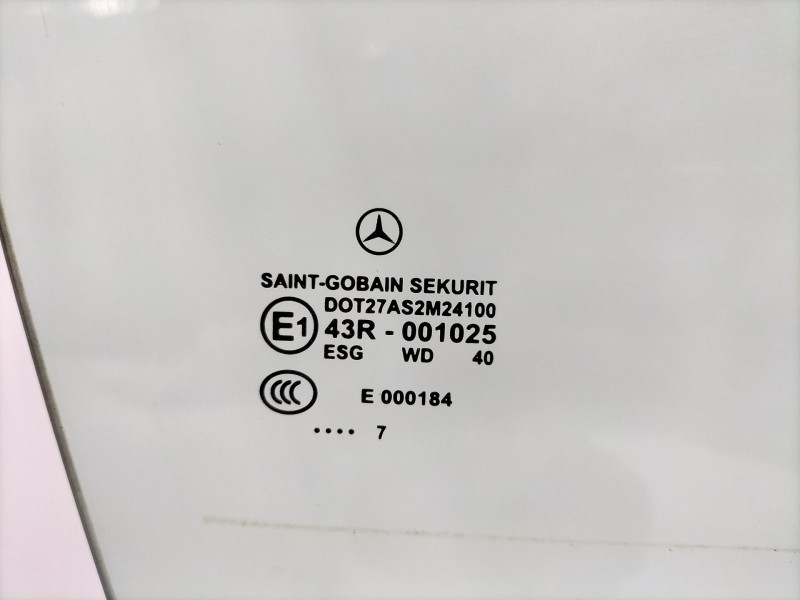 Recambio de luna delantera derecha para mercedes-benz clase c coupé (cl203) c 220 cdi (203.708) referencia OEM IAM 2037250610  