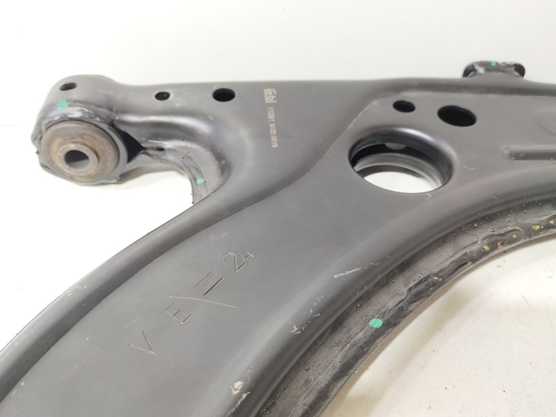 Recambio de brazo suspension inferior delantero derecho para volkswagen golf iv (1j1) 1.9 tdi referencia OEM IAM 1J0407151CS1  