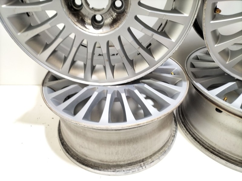 Recambio de juego llantas para seat leon (1m1) 1.9 tdi referencia OEM IAM 1M0601025E  