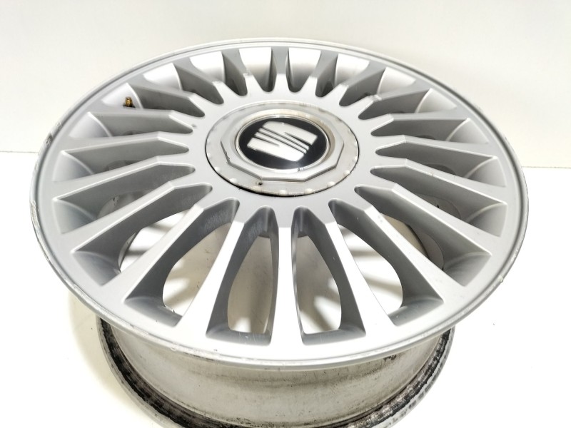Recambio de juego llantas para seat leon (1m1) 1.9 tdi referencia OEM IAM 1M0601025E  