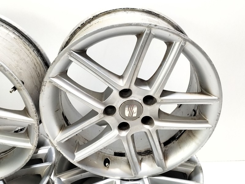 Recambio de juego llantas para volkswagen passat b6 (3c2) 2.0 tdi referencia OEM IAM 3R0601025A  