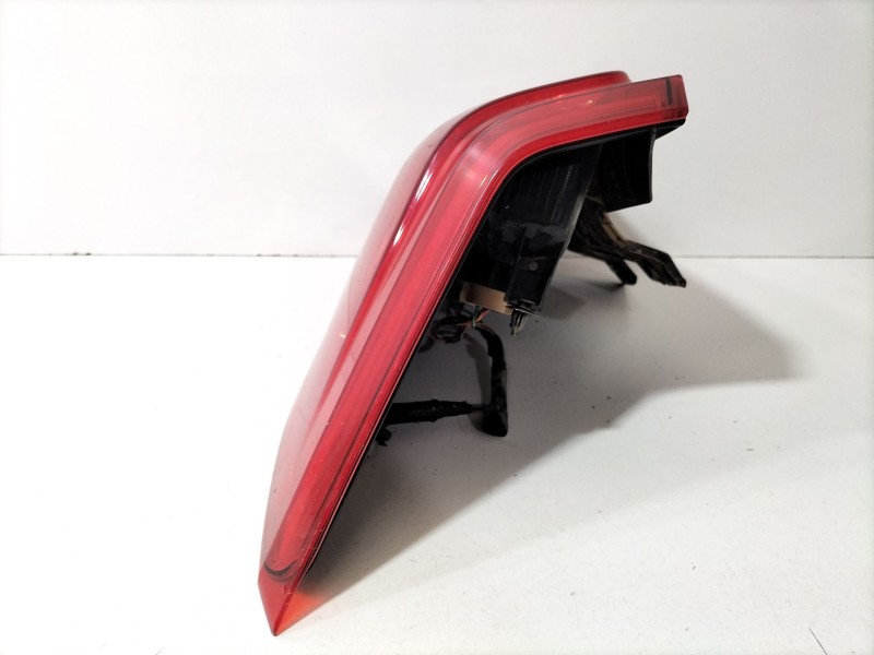 Recambio de piloto trasero derecho para suzuki grand vitara ii (jt, te, td) 1.9 ddis a las 4 ruedas (jt419, td44, jb419wd, jb419