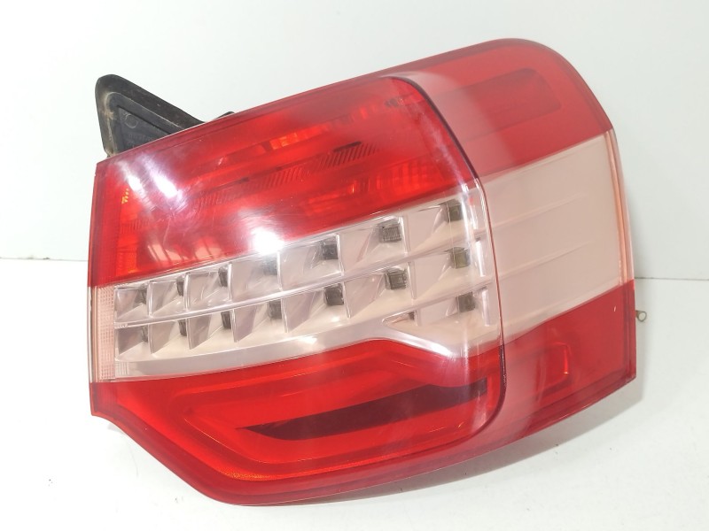 Recambio de piloto trasero derecho para citroën c5 iii (rd_) 1.6 hdi 110 referencia OEM IAM 9681063680  