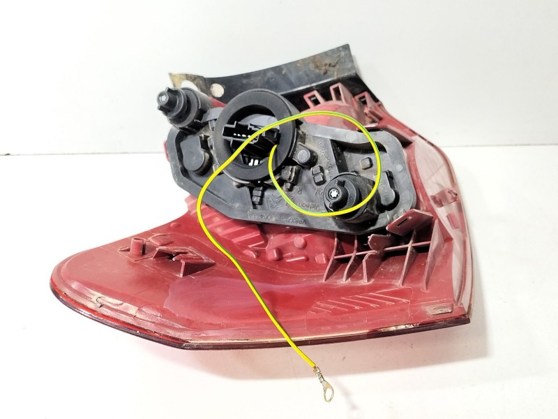Recambio de piloto trasero derecho para citroën c5 iii (rd_) 1.6 hdi 110 referencia OEM IAM 9681063680  