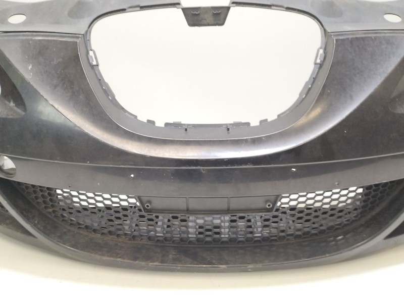 Recambio de paragolpes delantero para seat leon (1p1) reference referencia OEM IAM 1P0807217AA  