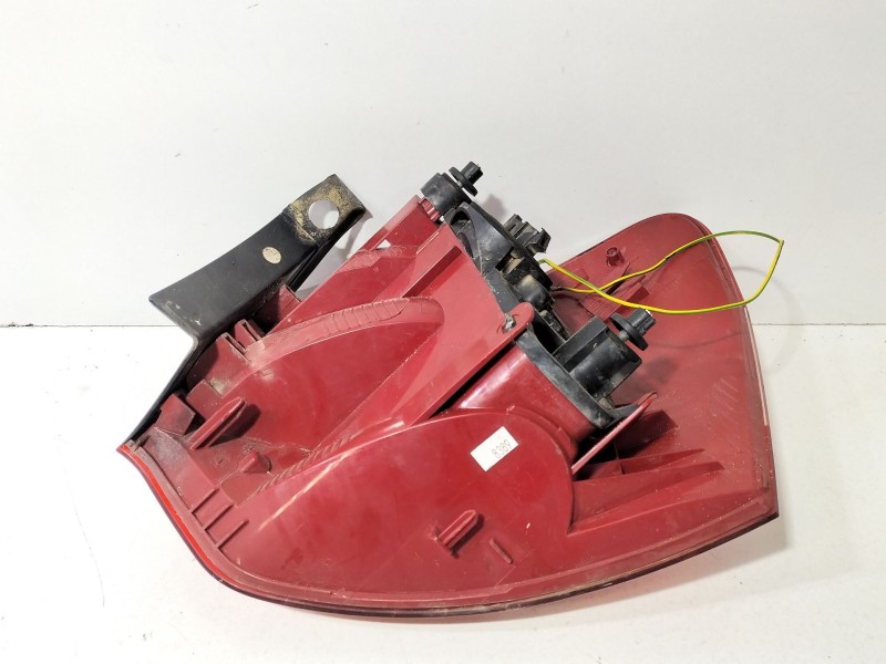 Recambio de piloto trasero izquierdo para citroën c5 iii (rd_) 1.6 hdi 110 referencia OEM IAM 9681063880  