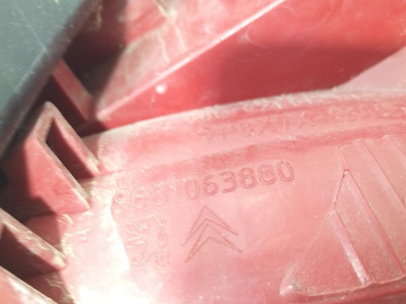 Recambio de piloto trasero izquierdo para citroën c5 iii (rd_) 1.6 hdi 110 referencia OEM IAM 9681063880  