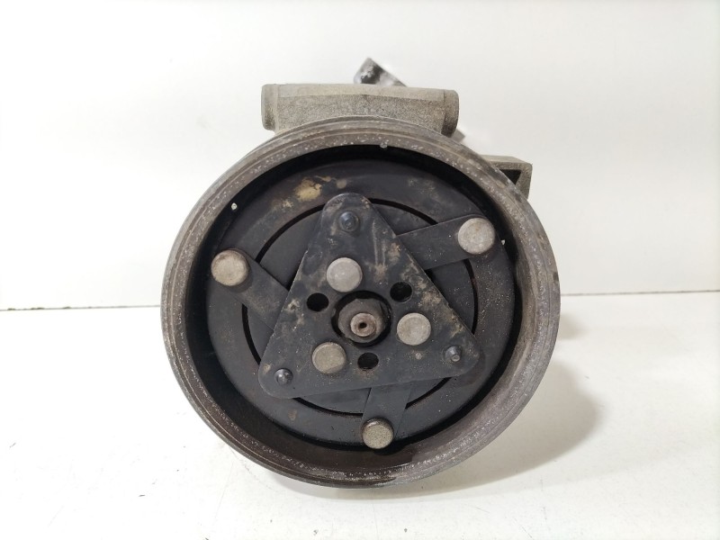 Recambio de compresor aire acondicionado para renault clio iii grandtour (kr0/1_) 1.5 dci referencia OEM IAM 8200953359  