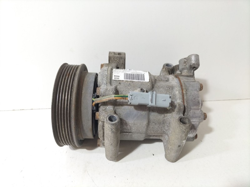 Recambio de compresor aire acondicionado para renault clio iii grandtour (kr0/1_) 1.5 dci referencia OEM IAM 8200953359  