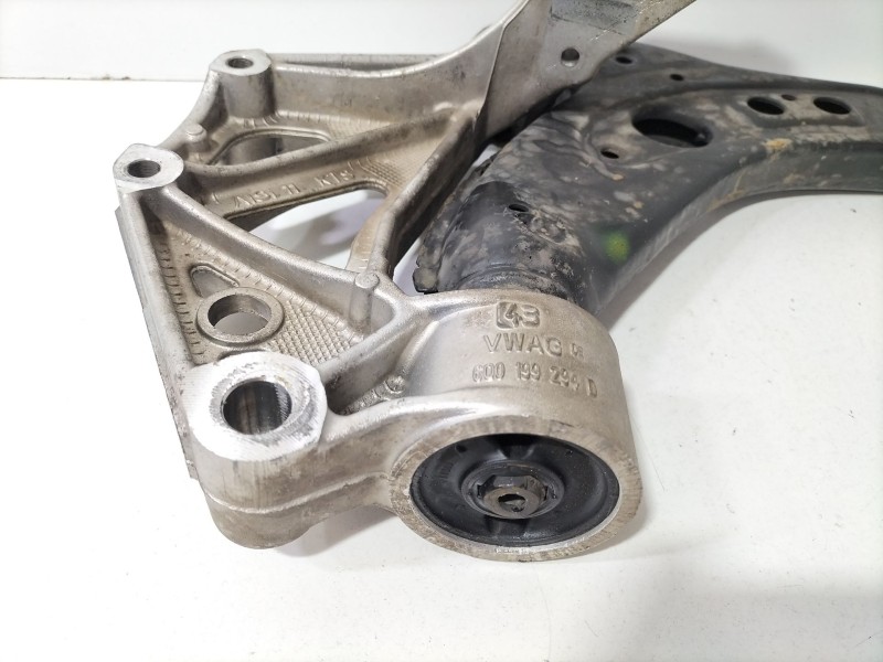 Recambio de brazo suspension inferior delantero derecho para volkswagen polo iv (9n_, 9a_) 1.4 16v referencia OEM IAM 6Q0199294D