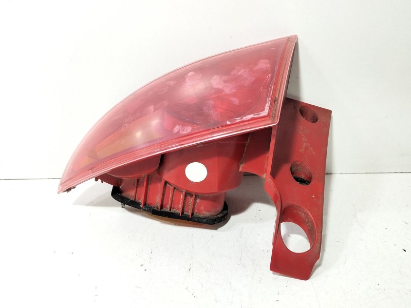 Recambio de piloto trasero derecho para seat leon (1p1) 1.9 tdi referencia OEM IAM 1P0945112C  
