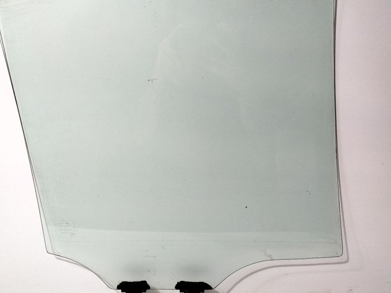 Recambio de luna trasera izquierda para suzuki grand vitara ii (jt, te, td) 1.9 ddis a las 4 ruedas (jt419, td44, jb419wd, jb419