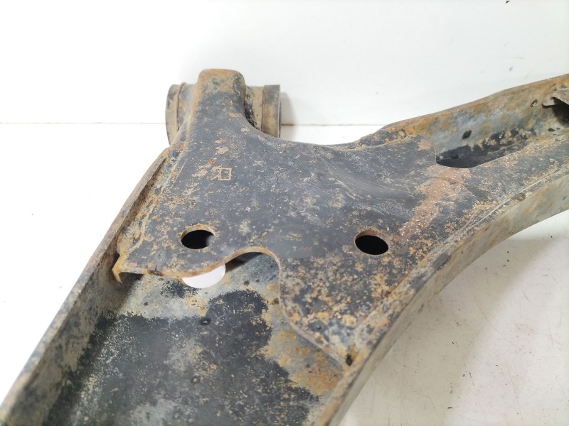 Recambio de brazo suspension inferior delantero derecho para suzuki grand vitara ii (jt, te, td) 1.9 ddis a las 4 ruedas (jt419,