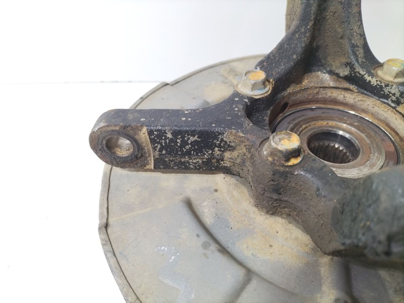 Recambio de mangueta delantera derecha para suzuki grand vitara ii (jt, te, td) 1.9 ddis a las 4 ruedas (jt419, td44, jb419wd, j