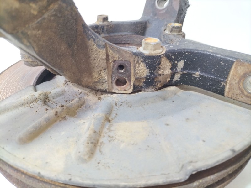 Recambio de mangueta delantera derecha para suzuki grand vitara ii (jt, te, td) 1.9 ddis a las 4 ruedas (jt419, td44, jb419wd, j