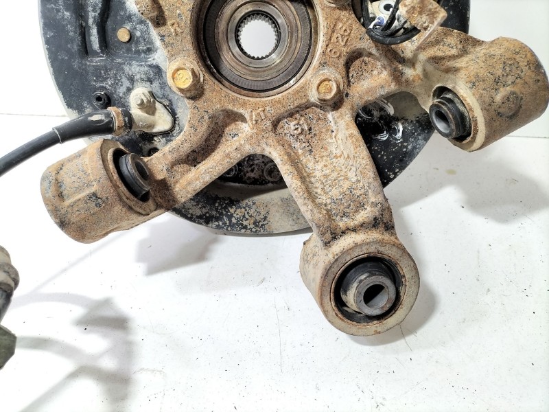 Recambio de mangueta trasera derecha para suzuki grand vitara ii (jt, te, td) 1.9 ddis a las 4 ruedas (jt419, td44, jb419wd, jb4
