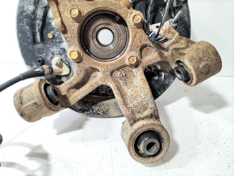 Recambio de mangueta trasera derecha para suzuki grand vitara ii (jt, te, td) 1.9 ddis a las 4 ruedas (jt419, td44, jb419wd, jb4
