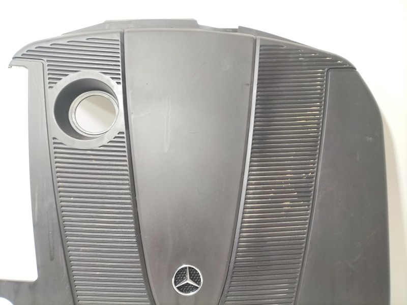 Recambio de tapa motor para mercedes-benz clase c coupé (cl203) c 220 cdi (203.708) referencia OEM IAM A6460102367  