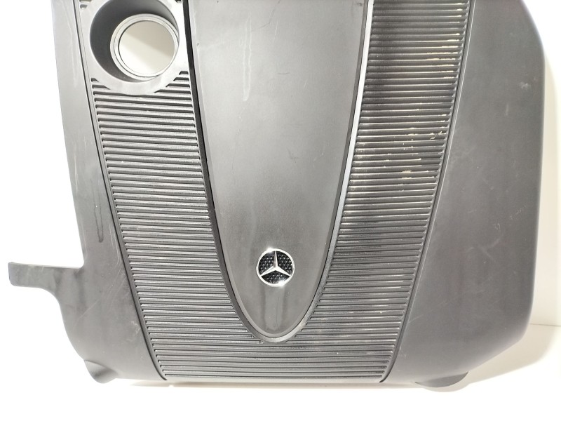 Recambio de tapa motor para mercedes-benz clase c coupé (cl203) c 220 cdi (203.708) referencia OEM IAM A6460102367  