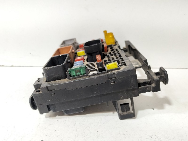 Recambio de caja reles / fusibles para citroën c5 iii (rd_) 1.6 hdi 110 referencia OEM IAM 9664705980  