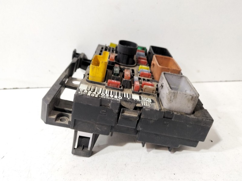 Recambio de caja reles / fusibles para citroën c5 iii (rd_) 1.6 hdi 110 referencia OEM IAM 9664705980  