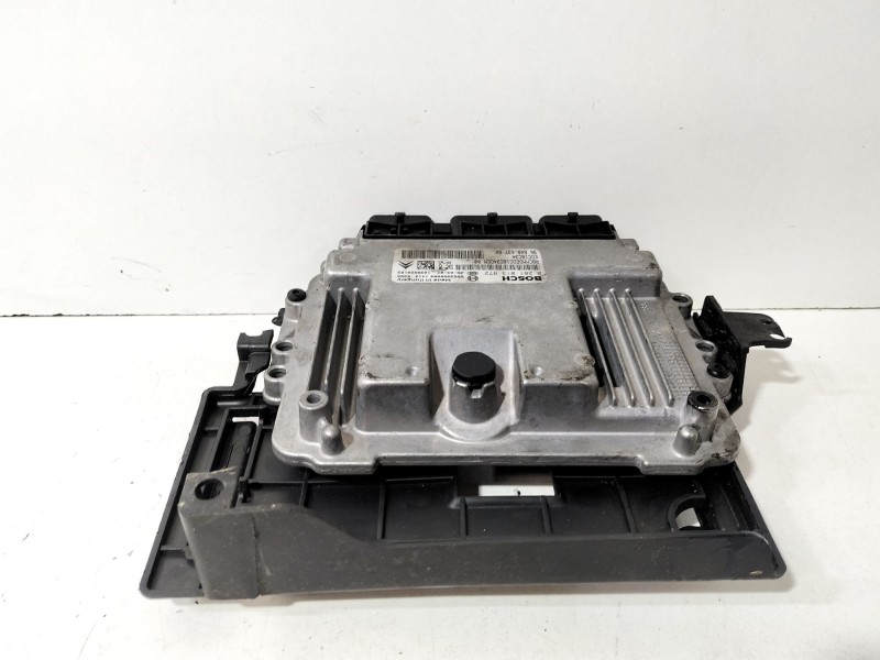 Recambio de centralita motor uce para citroën c5 iii (rd_) 1.6 hdi 110 referencia OEM IAM 9664843780  