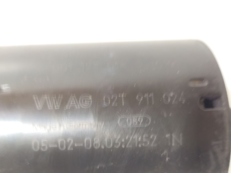 Recambio de motor arranque para seat ibiza iii (6l1) 1.4 tdi referencia OEM IAM 02T911024  