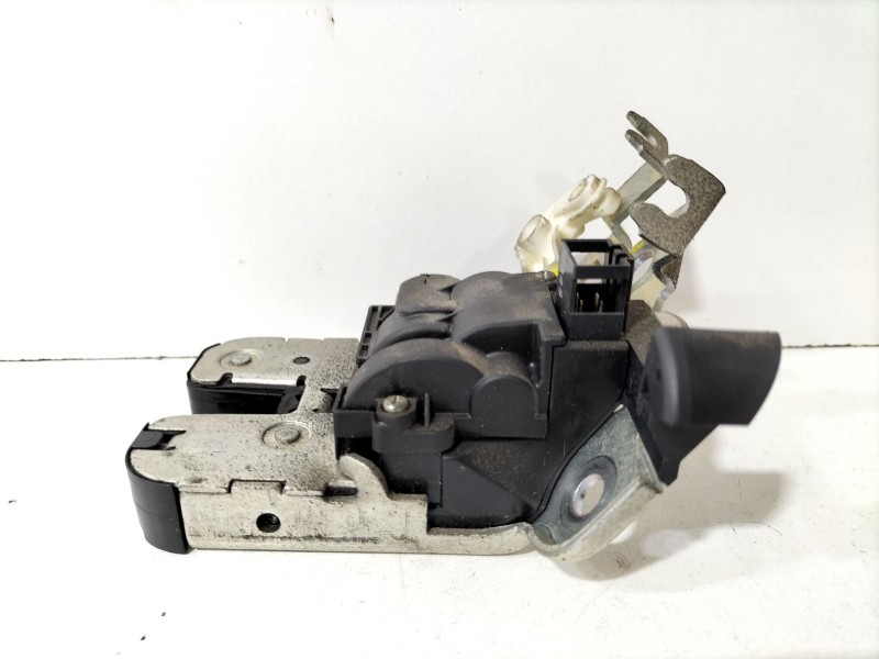 Recambio de cerradura maletero / porton para audi a3 sportback (8pa) 2.0 tdi 16v referencia OEM IAM 8R0827505A  