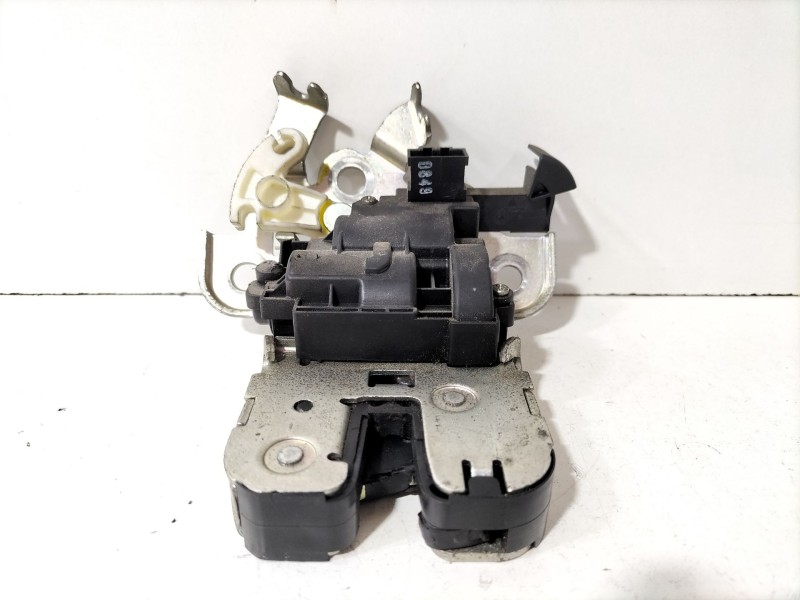 Recambio de cerradura maletero / porton para audi a3 sportback (8pa) 2.0 tdi 16v referencia OEM IAM 8R0827505A  