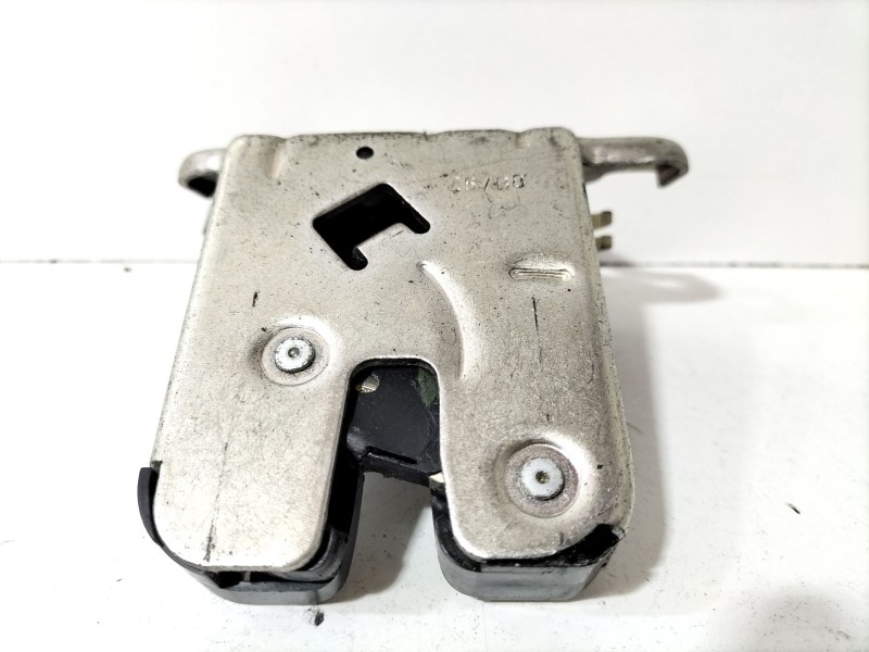 Recambio de cerradura maletero / porton para audi a3 sportback (8pa) 2.0 tdi 16v referencia OEM IAM 8R0827505A  