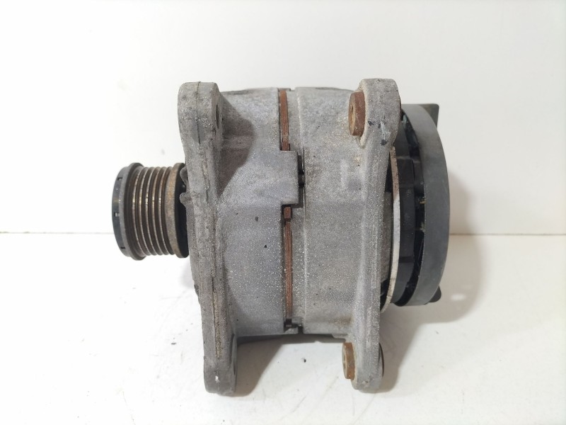 Recambio de alternador para renault clio iii grandtour (kr0/1_) 1.5 dci referencia OEM IAM 0124425093  