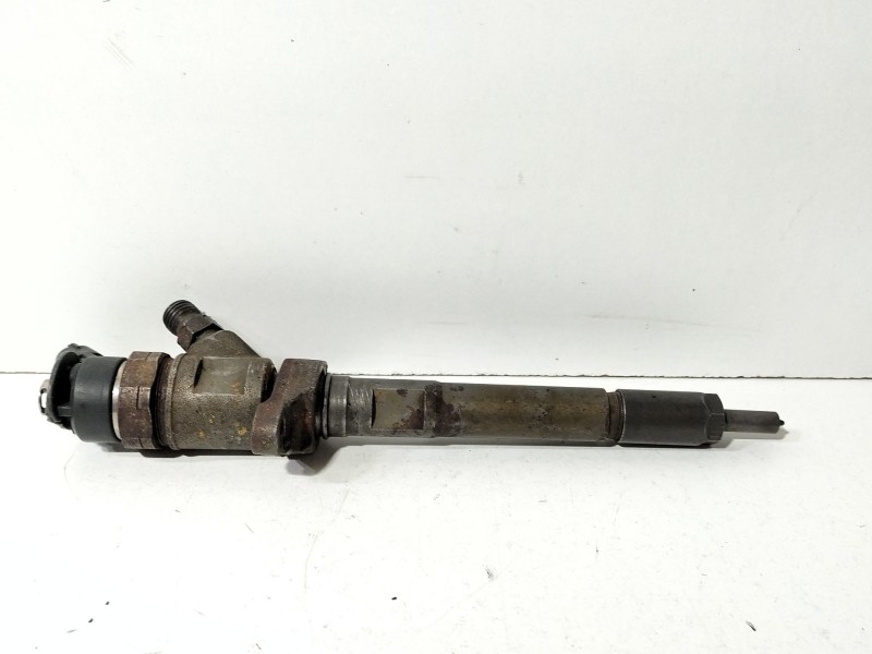 Recambio de inyector para peugeot partner kombi confort referencia OEM IAM 0445110311  