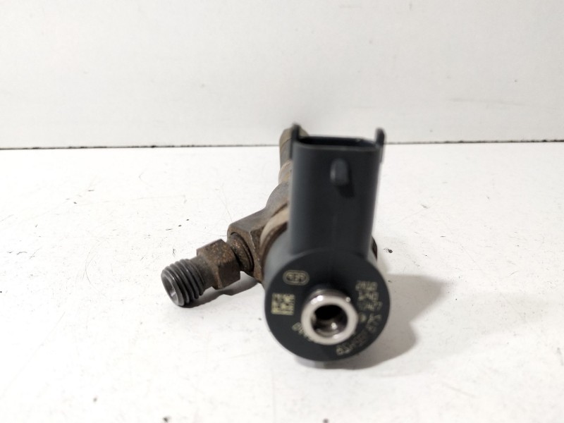 Recambio de inyector para fiat fiorino (147_) 1.3 referencia OEM IAM 0445110351  