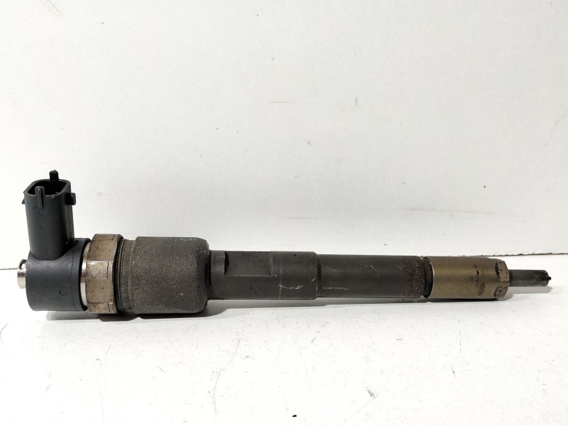 Recambio de inyector para fiat fiorino (147_) 1.3 referencia OEM IAM 0445110351  