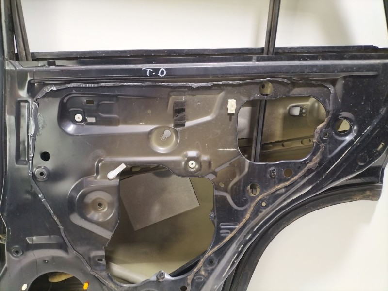 Recambio de puerta trasera derecha para suzuki grand vitara ii (jt, te, td) 1.9 ddis a las 4 ruedas (jt419, td44, jb419wd, jb419