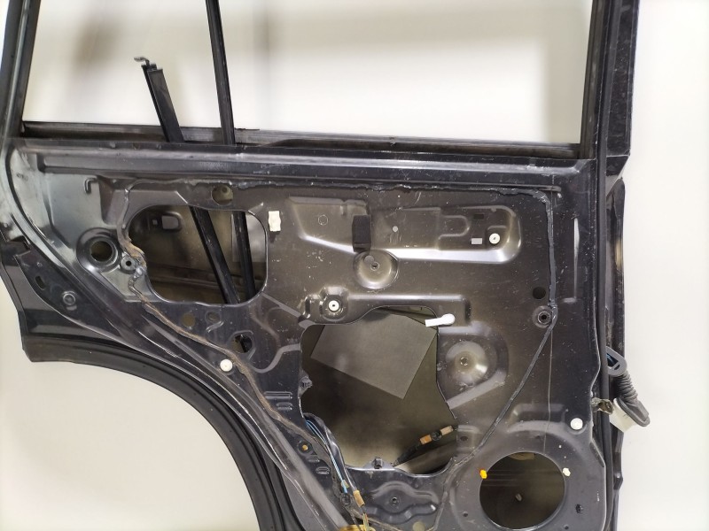 Recambio de puerta trasera izquierda para suzuki grand vitara ii (jt, te, td) 1.9 ddis a las 4 ruedas (jt419, td44, jb419wd, jb4