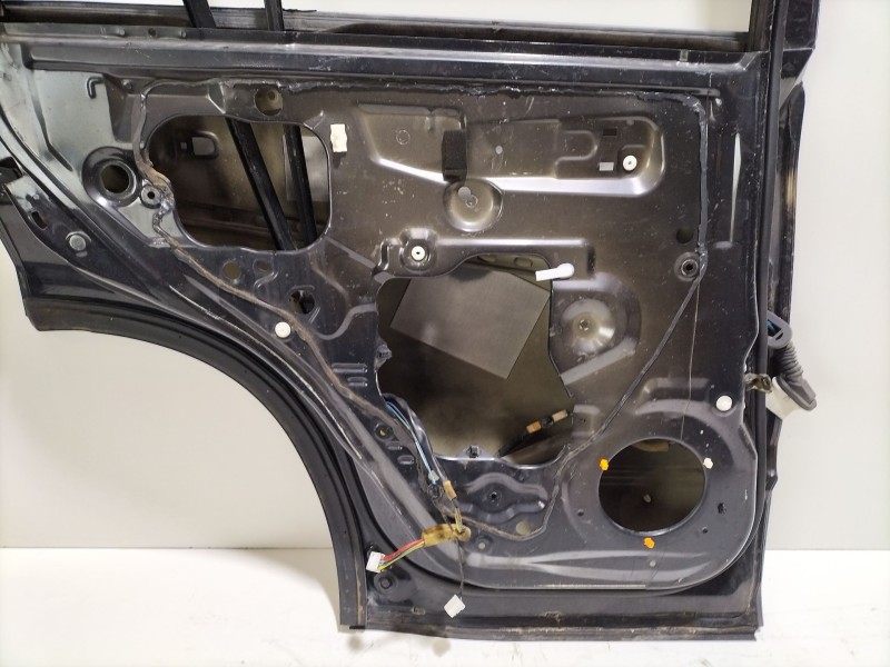 Recambio de puerta trasera izquierda para suzuki grand vitara ii (jt, te, td) 1.9 ddis a las 4 ruedas (jt419, td44, jb419wd, jb4