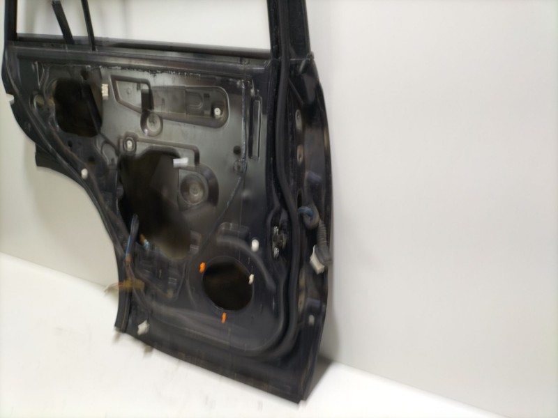 Recambio de puerta trasera izquierda para suzuki grand vitara ii (jt, te, td) 1.9 ddis a las 4 ruedas (jt419, td44, jb419wd, jb4