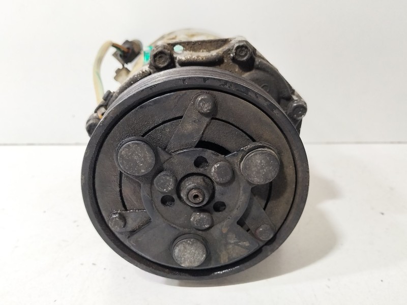 Recambio de compresor aire acondicionado para seat ibiza ii (6k1) 1.9 sdi referencia OEM IAM 1J0820803F  