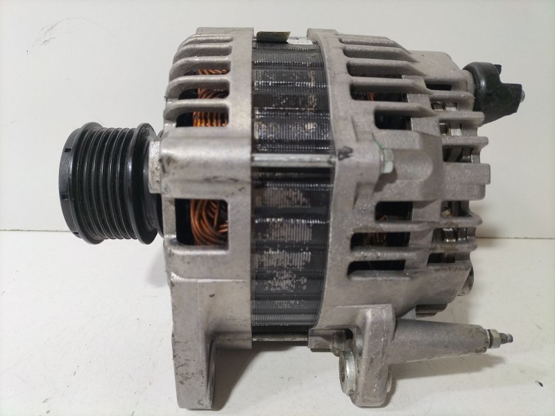 Recambio de alternador para seat ibiza ii (6k1) 1.9 sdi referencia OEM IAM 028903028D  