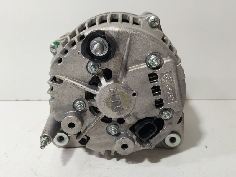 Recambio de alternador para seat ibiza ii (6k1) 1.9 sdi referencia OEM IAM 028903028D  