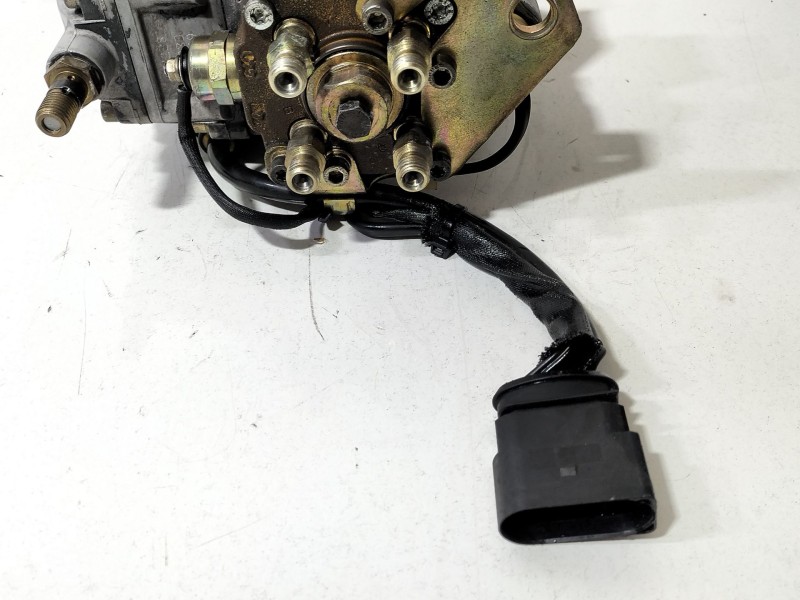 Recambio de bomba inyeccion para seat ibiza ii (6k1) 1.9 sdi referencia OEM IAM 038130107B  