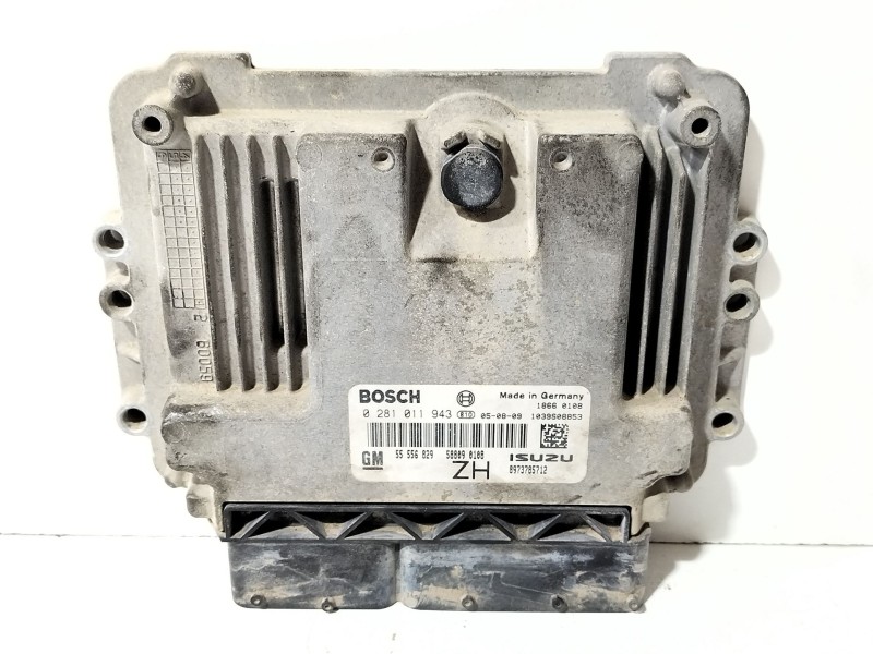 Recambio de centralita motor uce para opel astra h (a04) 1.7 cdti (l48) referencia OEM IAM 55556829  