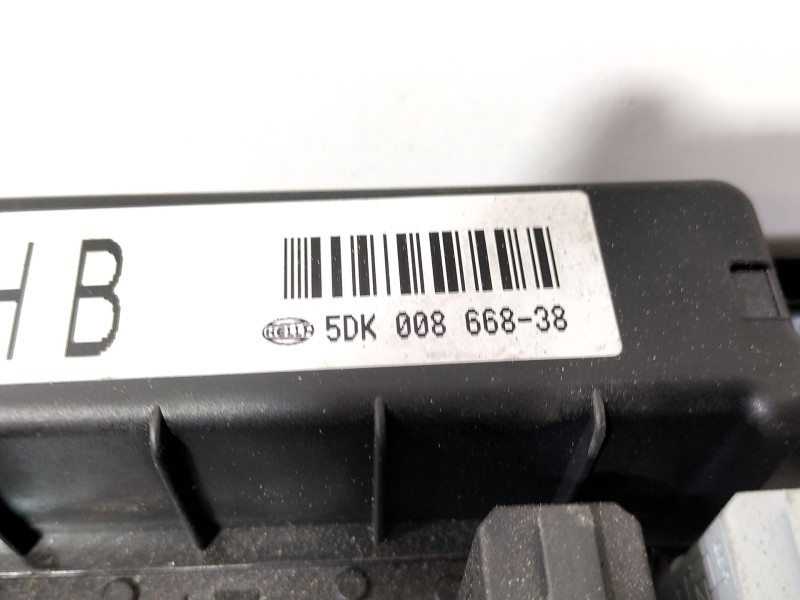 Recambio de centralita motor uce para opel astra h (a04) 1.7 cdti (l48) referencia OEM IAM 55556829  