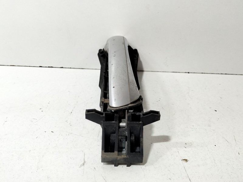 Recambio de maneta exterior trasera derecha para mercedes-benz clase c (w203) berlina 2.2 cdi cat referencia OEM IAM w203  