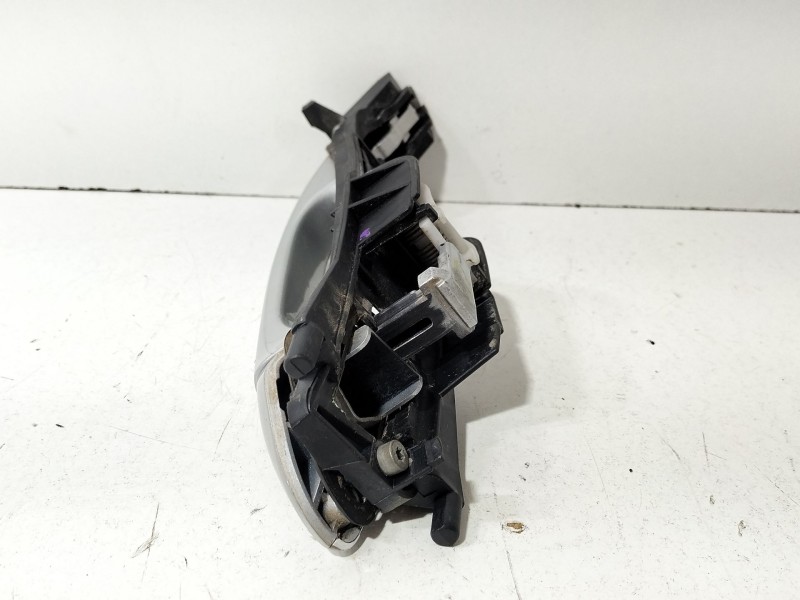 Recambio de maneta exterior trasera derecha para mercedes-benz clase c (w203) berlina 2.2 cdi cat referencia OEM IAM w203  