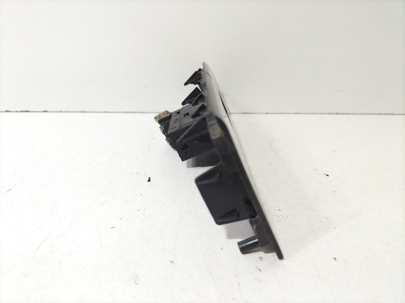 Recambio de mando elevalunas delantero derecho para suzuki grand vitara ii (jt, te, td) 1.9 ddis a las 4 ruedas (jt419, td44, jb